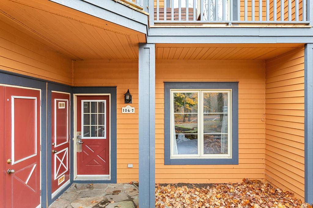 Appartamento Le Manoir 106-7 By Escapades Tremblant Mont-Tremblant Esterno foto